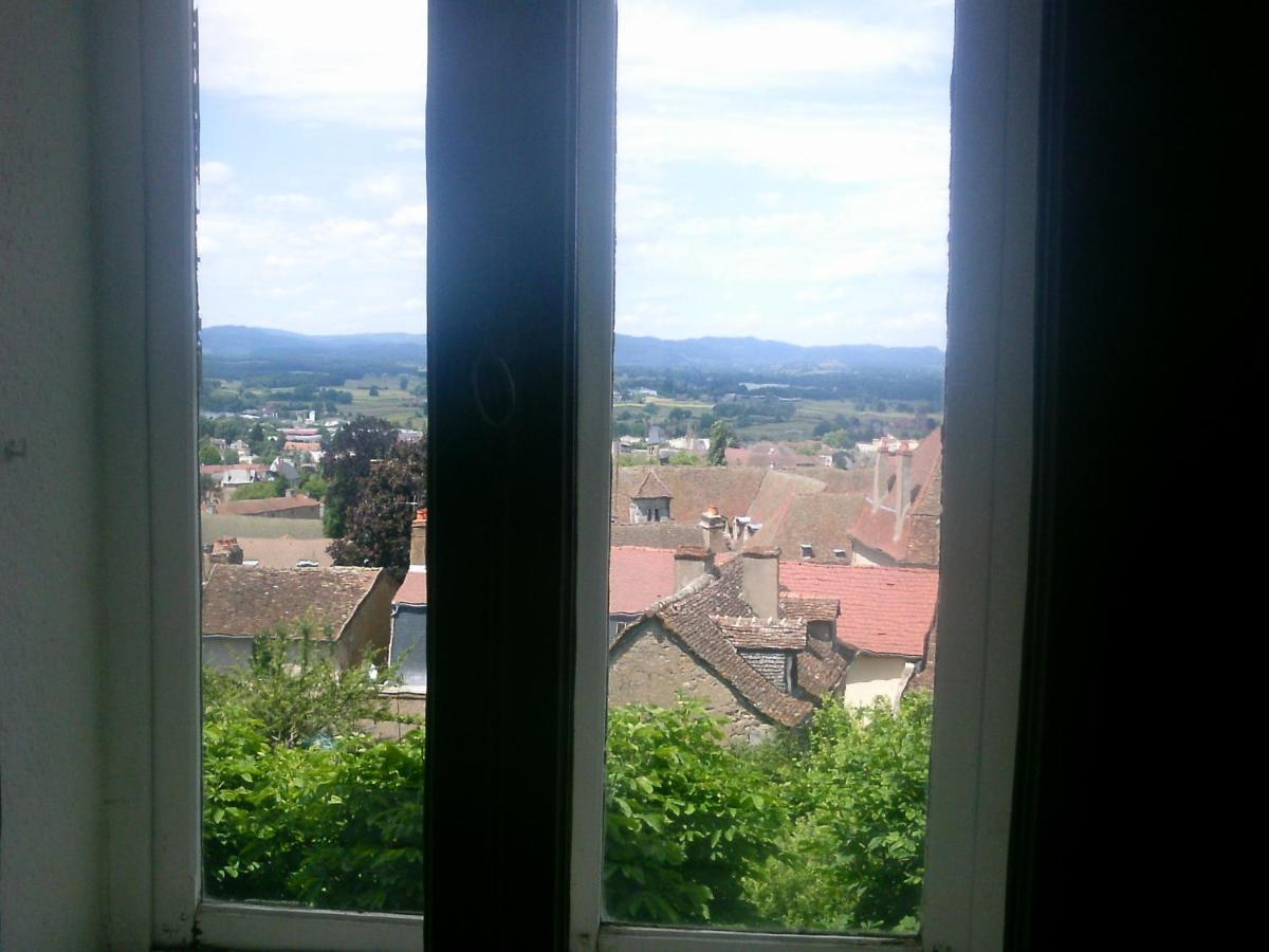 D'hote, 3 Pieces 90m2 Appartement